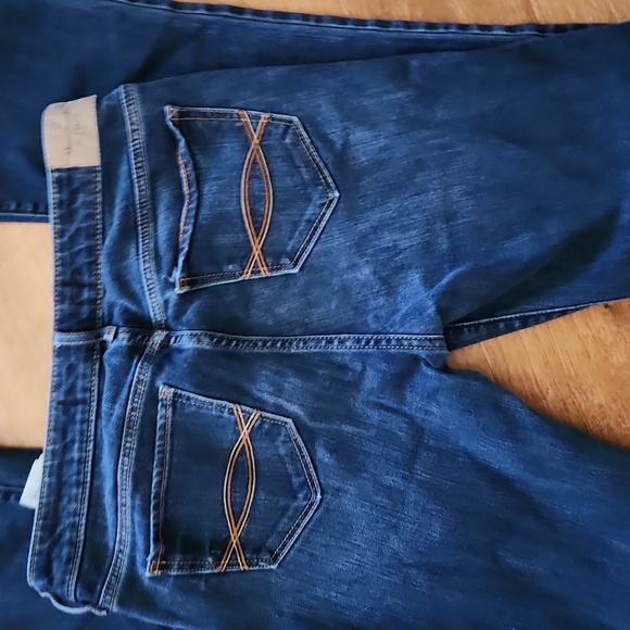 Gently used Abercrombie and Fitch A&F Skinny boot jean - Picture 4 of 4